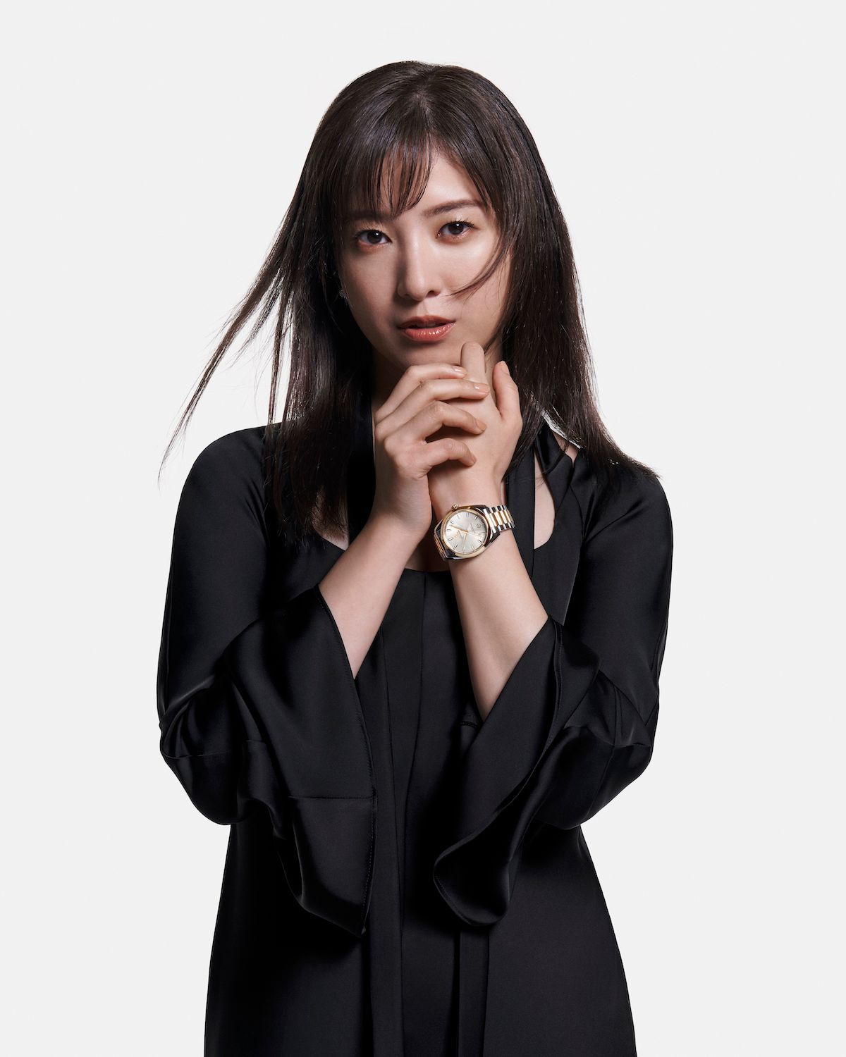 【新品】♥吉高由里子さん♥『最愛』〈TARA JARMON〉ビジューニット 吉高由里子がオメガ フレンドに就任！ 最旬ウォッチを着用した