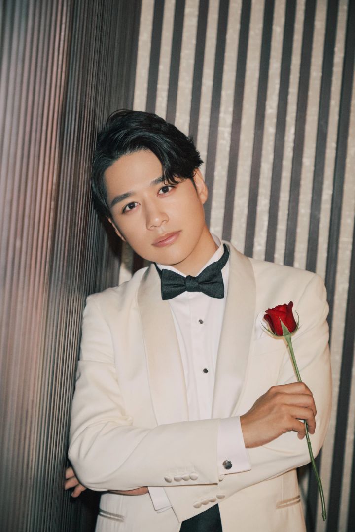 バチェラー 久次米一輝 正面