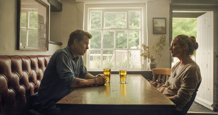 逆壁ドンされちゃう熱烈な“恋”？をするブラピ