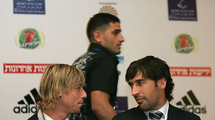 サッカー界の貴公子、元日本代表イケメンの同僚を古巣の新監督に推す