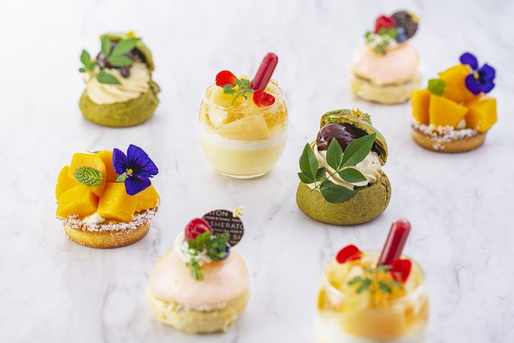 ピーチとマンゴー、抹茶の新作ケーキ