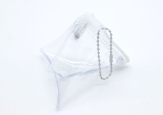 ダイソー マスコットポーチ（テトラ型） 