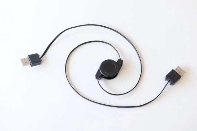 ダイソーの充電／通信USB延長リールケーブル