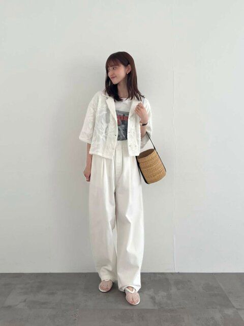 白ワイドパンツコーデ3