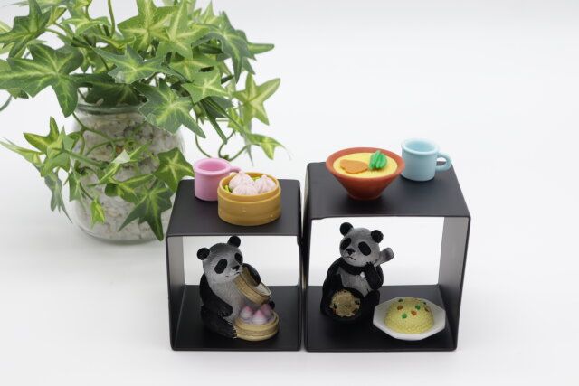 ダイソー アイアンインテリア収納（キューブ形） 使用例 フィギュア