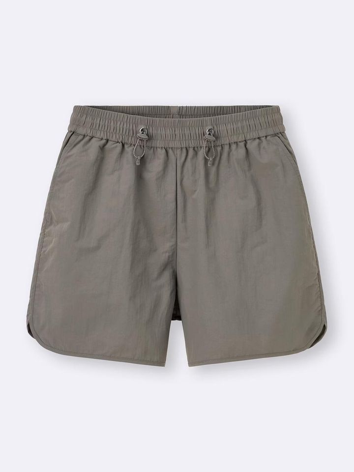 画像2: 出典：GU