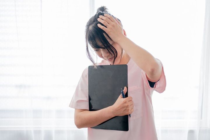困っている看護師