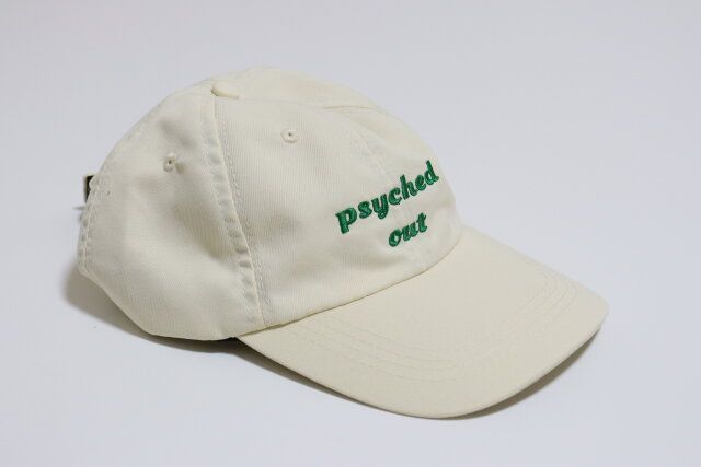 刺繍ロゴキャップ