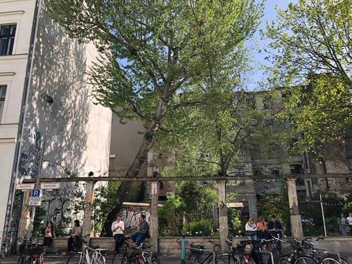 夏の夕飯は外でピザ食べておしまい！ 余った時間に、まだ明るい外で遊ぶのがドイツ流【日登美のタベコト in Berlin・101】の画像4