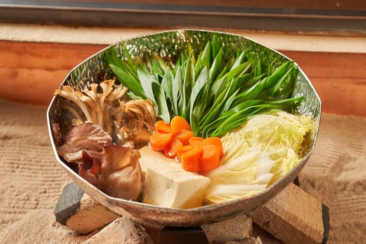 ⒸNazuna. Co., Ltd.