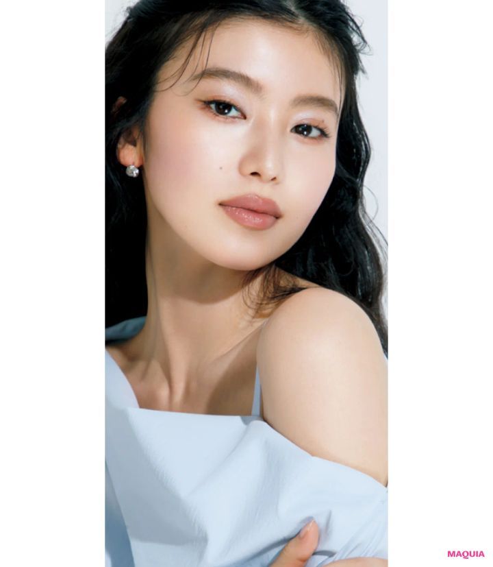 「透明感＝白さ」じゃない。長井かおり流、クリアな肌のつくり方。透明感仕込みコスメも公開！_3