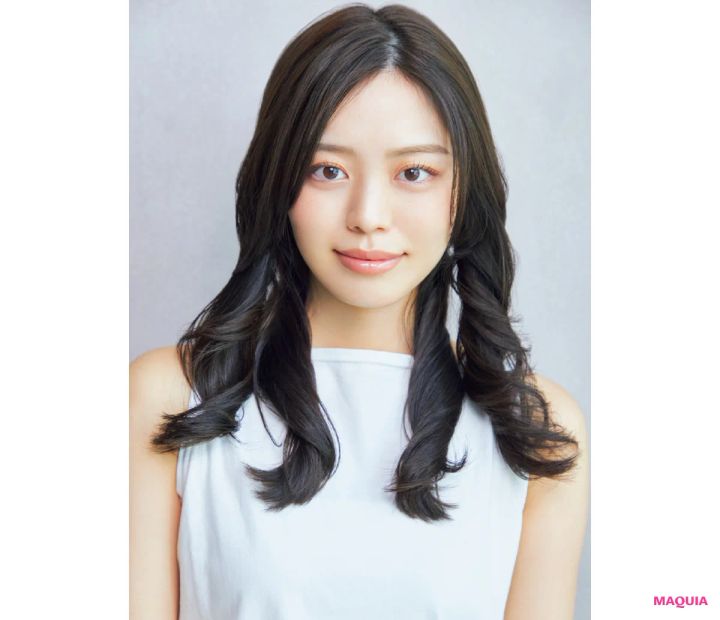 崩れる、ぺちゃんこ、巻きが取れる...梅雨どきヘア悩み攻略法。神崎 恵さんの信頼スタイリストが伝授！_20