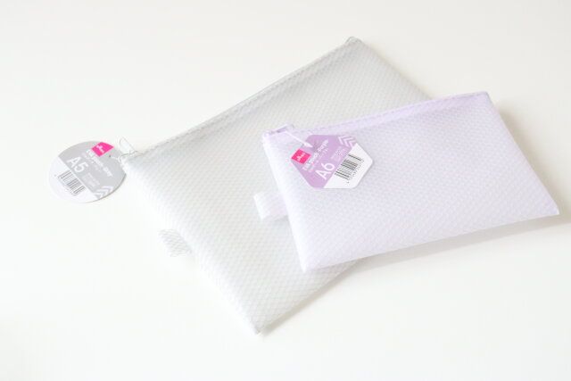 ダイソーの便利なEVA ポーチ‐グレー‐A5とEVA ポーチ‐パープル‐A6