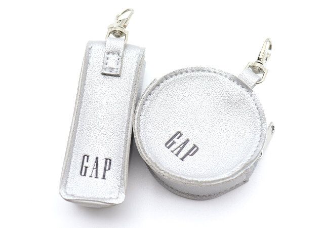 宝島社素敵なあの人8月号付録のGAPのミニポーチ1