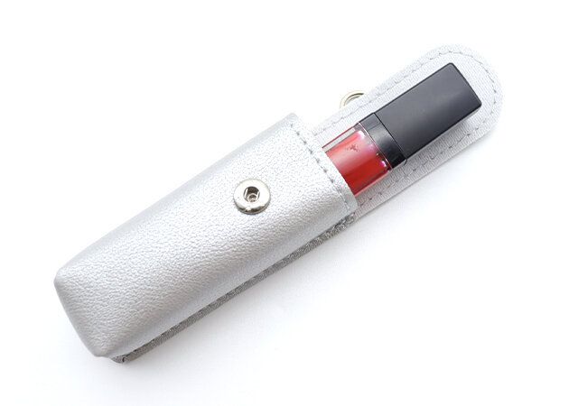 宝島社素敵なあの人8月号付録のGAPのリップポーチ1