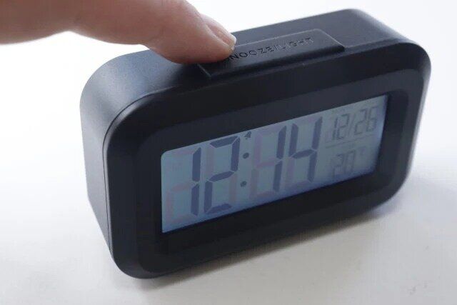 ダイソーのミニデジタル時計