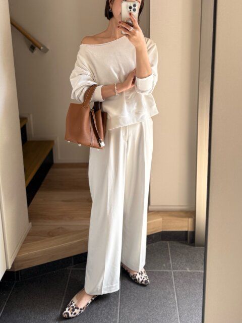 オールホワイトコーデ