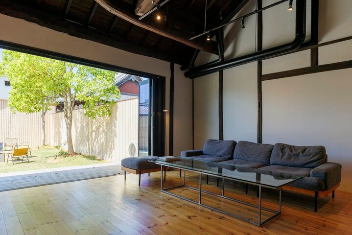 看板犬もお待ちかね♪ 近江八幡のサイフォンコーヒー専門店「仁之助コーヒー」