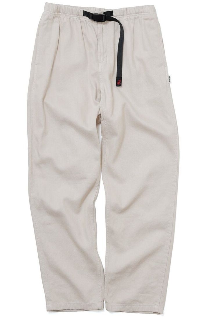 自然な調湿性、速乾性、抗菌性などを持つヘンプ素材をつかったグラミチのパンツ