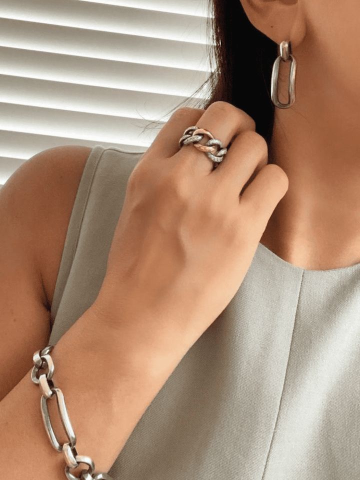 humのジュエリー