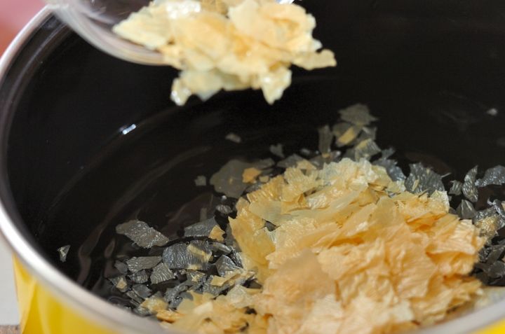 湯葉の白みそ汁の作り方1