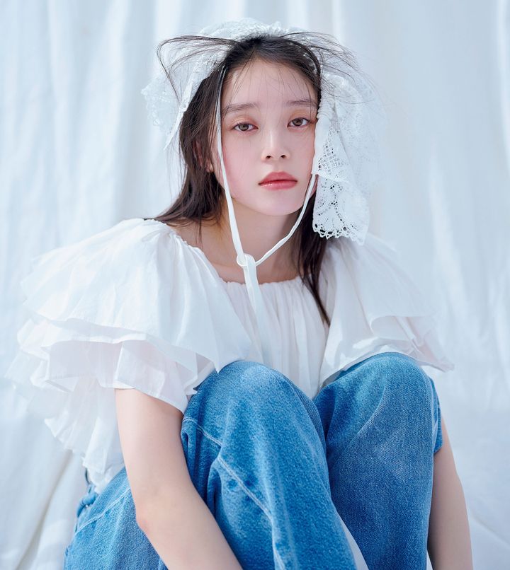 髙石あかりとレッド