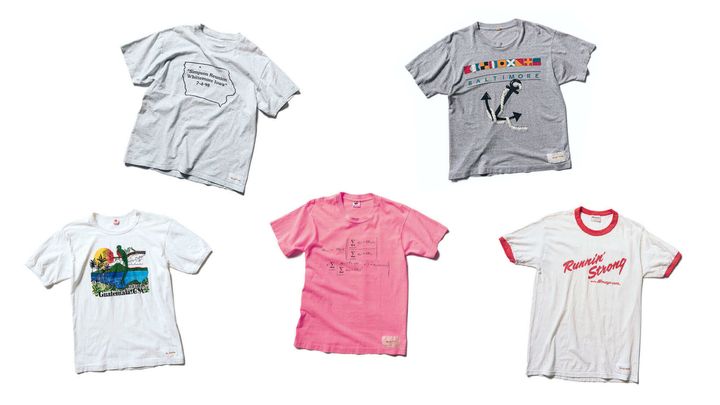 〈HELLO::TEXAS〉のTシャツ