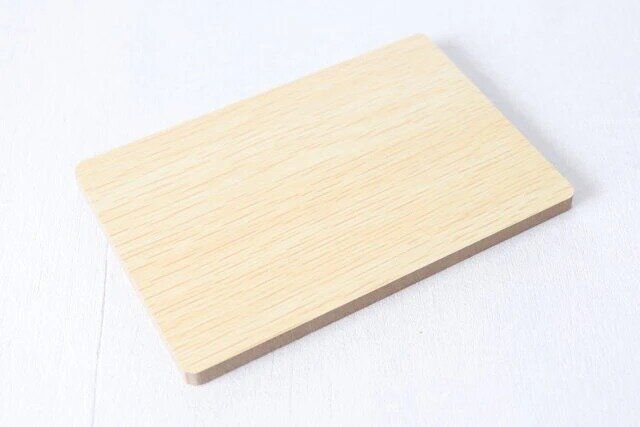 ダイソーの木目調ホワイトボード（長方形）のビジュアル