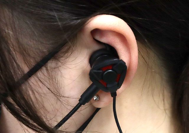 ダイソー ゲーミングイヤホン 着用感