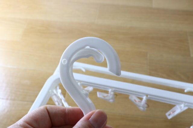 タオルも干せる折りたたみピンチハンガー フック