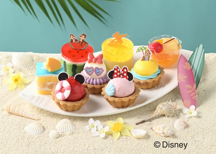 ＜ミッキー＆フレンズ＞海でエンジョイ！（8個入）メイン