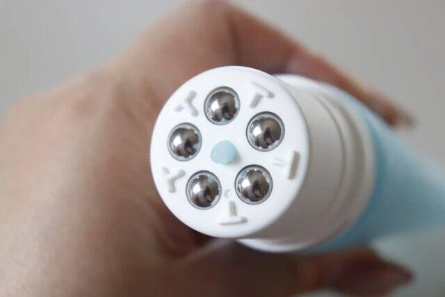 ダイソーの使えば沼る5点ローラー詰め替えチューブ（120mL）