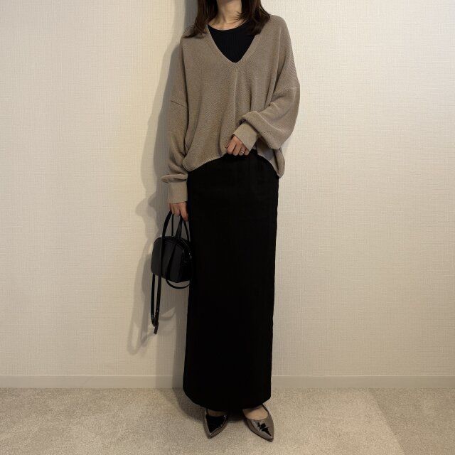 締め色合わせで華奢見えを加速