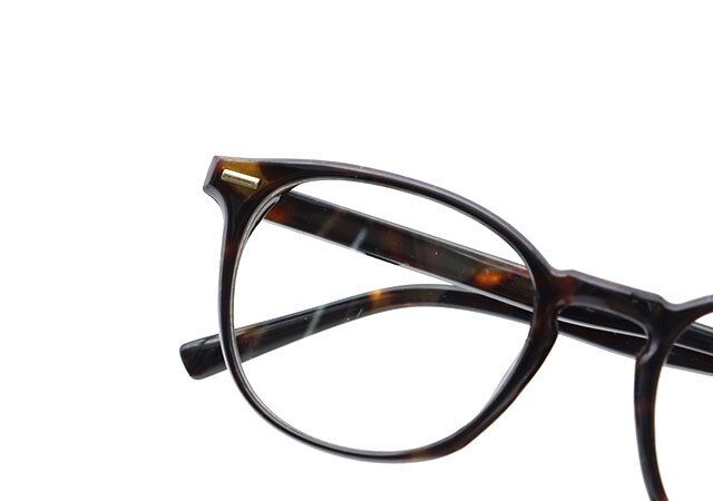 宝島社調光サングラスブラウンウェリントン