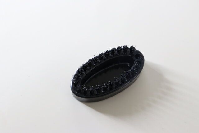 ダイソー 毛玉取りブラシ（ブラック）