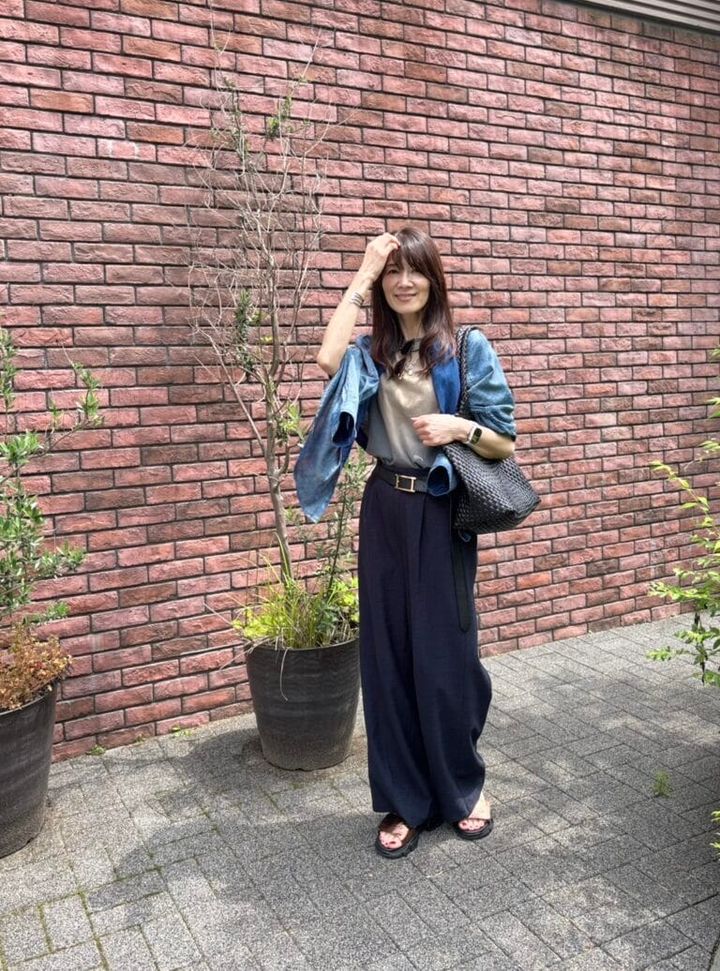 shirt(羽織り) : Gready Brilliant、pants、belt : lazo_N33、bag : NUILLE、shoes : manashoes