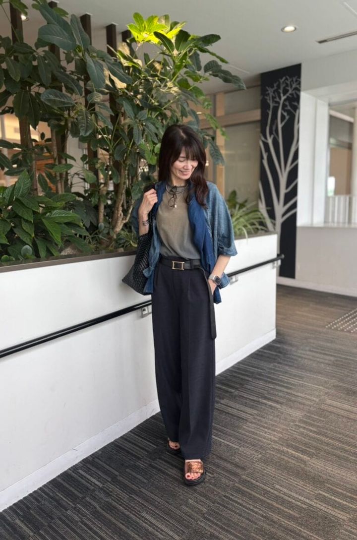 ウエストインしてもすっきり着られるデザイン