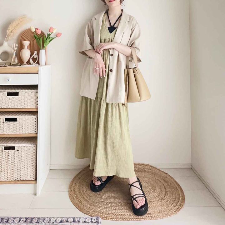 画像: ジャケット合わせで大人っぽく