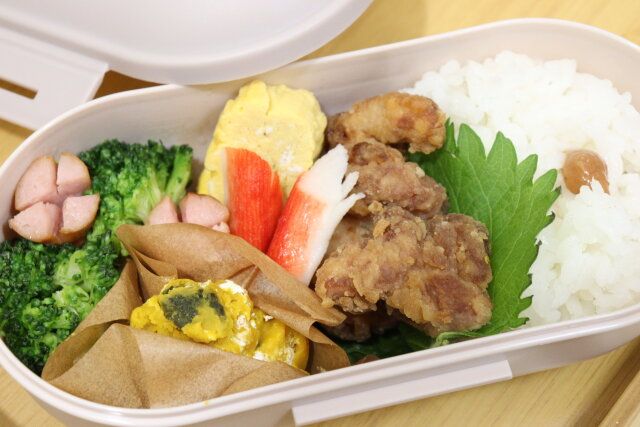 お弁当仕切り用シート 使用例