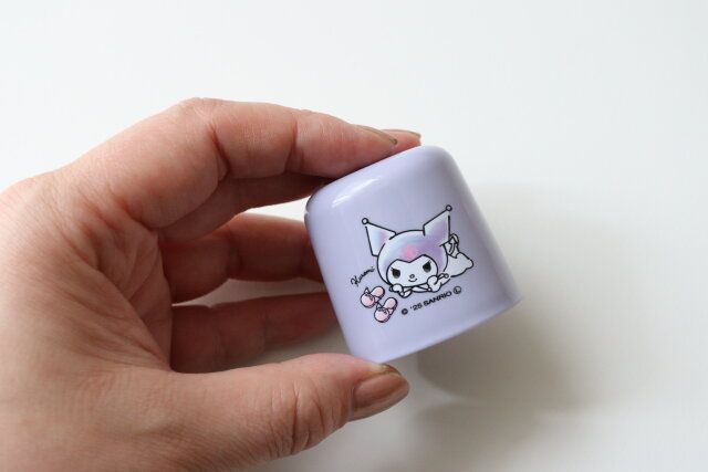 ダイソーのクロミデザインのマウスウォッシュコップ K／U ハッピーライフ