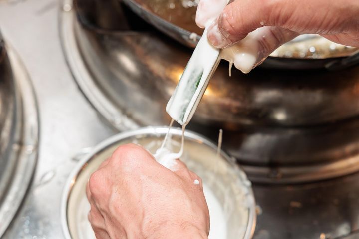 野菜に衣をつける