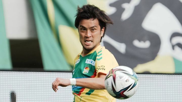 サッカー名監督の息子、Jリーグ名門から海外移籍が決定！指揮官が「泣きながらかけた言葉」とは