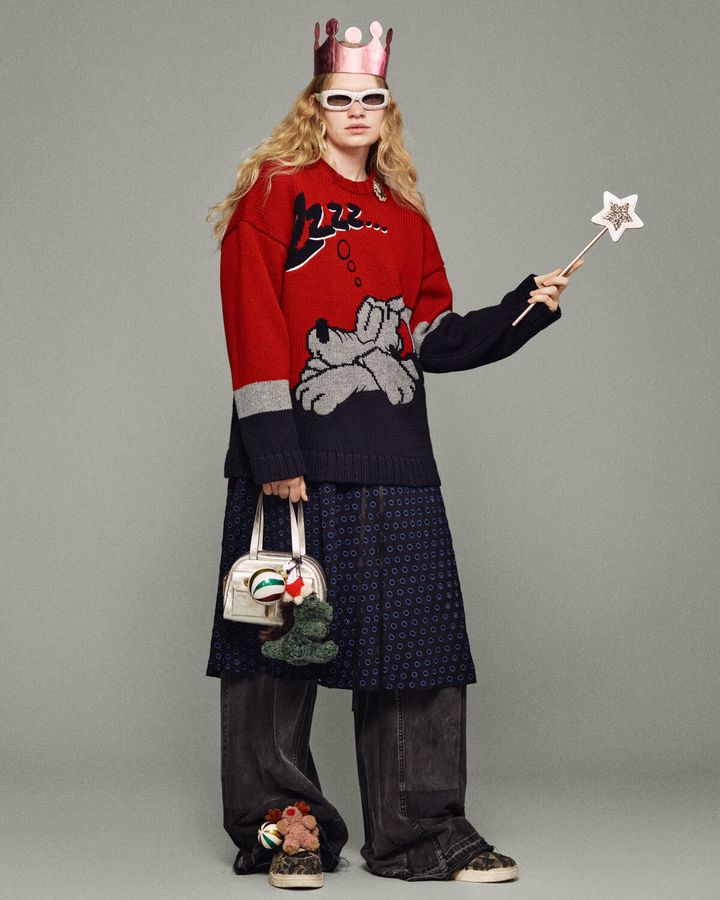 プルートのニットウェア