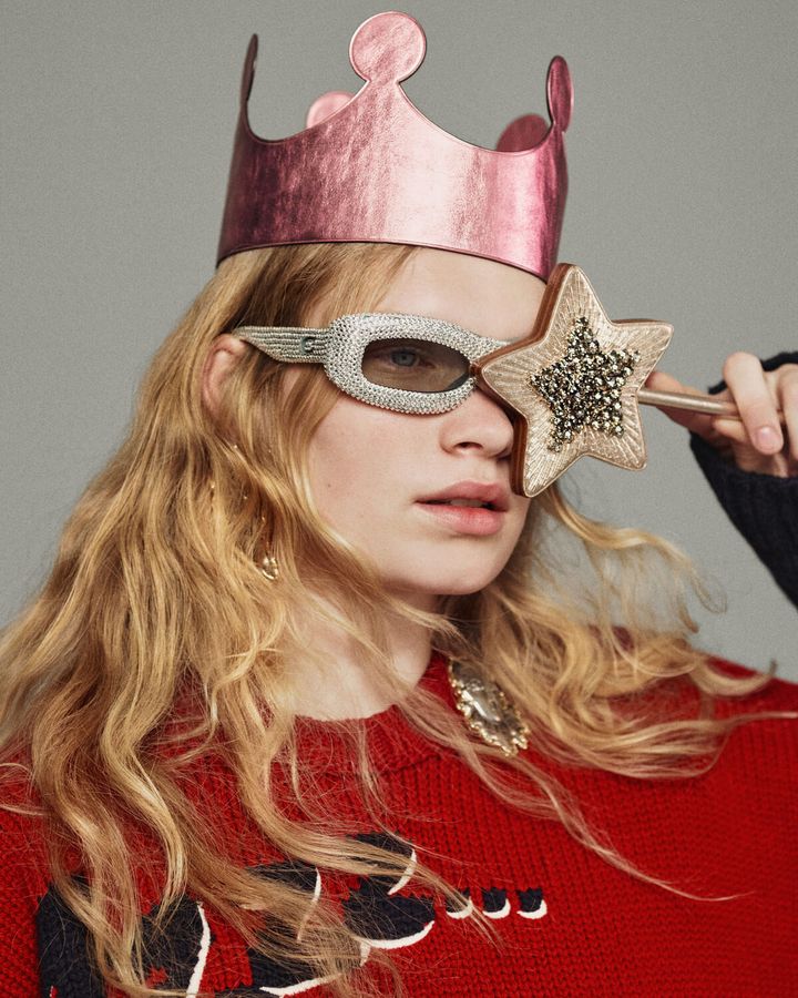 サングラスやアクセサリー