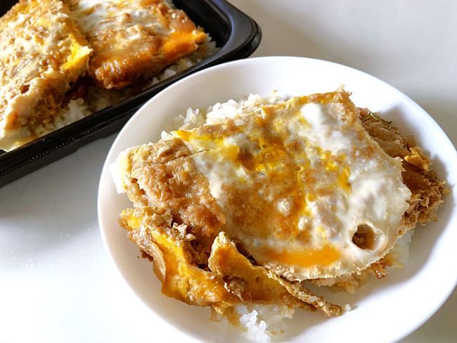 ロースかつ丼（3倍盛り）