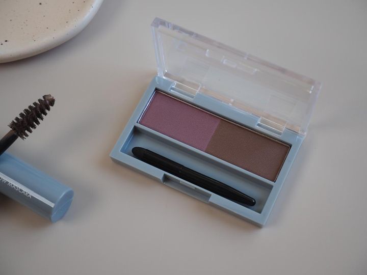 画像: 【DAISO】「＆．パウダーアイブロウ モーヴブラウン」2g ¥110（税込）