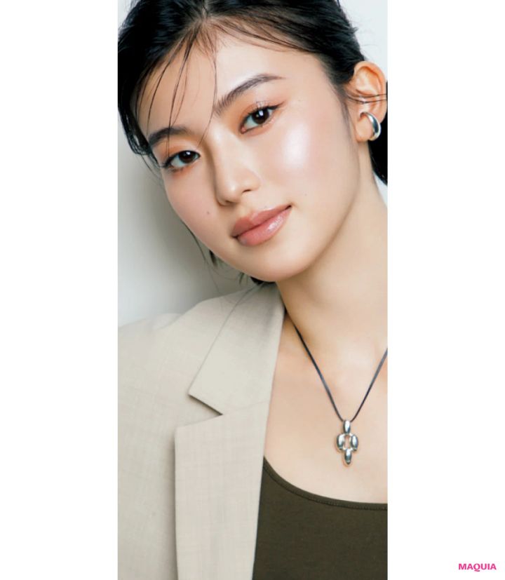 パウダリーファンデ＋シェーディングで自然に小顔！ 長井かおり式・小顔見せベースメイク_3