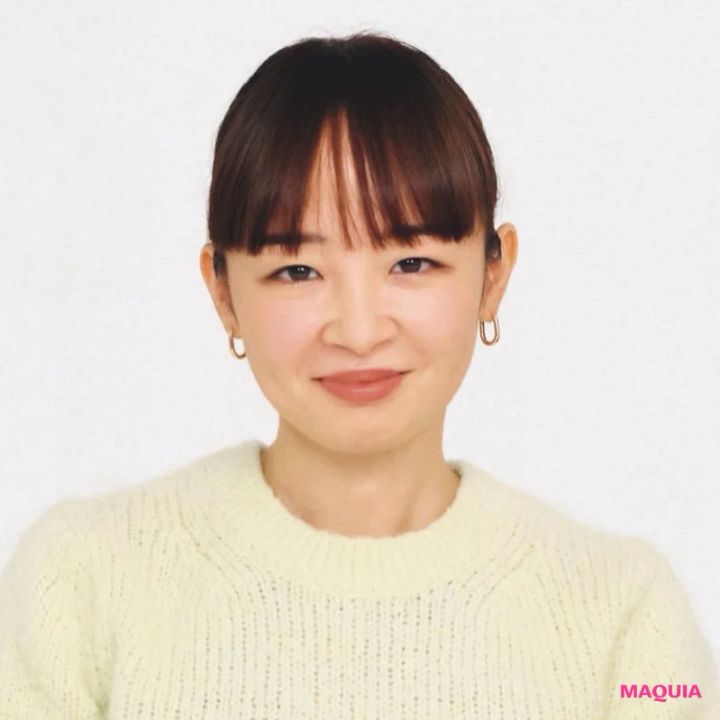 人気アーティスト・𠮷﨑沙世子さんの推しメイクツール。リリミュウのブラシでリップが洒落る！_2