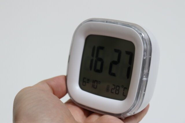 ナイトライトデジタル時計（WH）