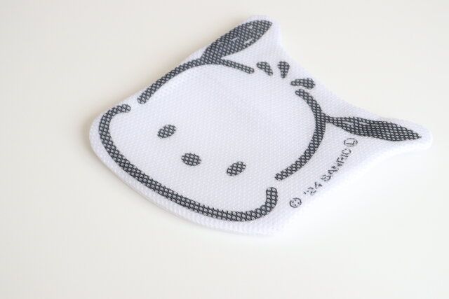 ダイソーのポチャッコ柄ダイカット洗濯ネット PC フェイス